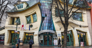 crooked house